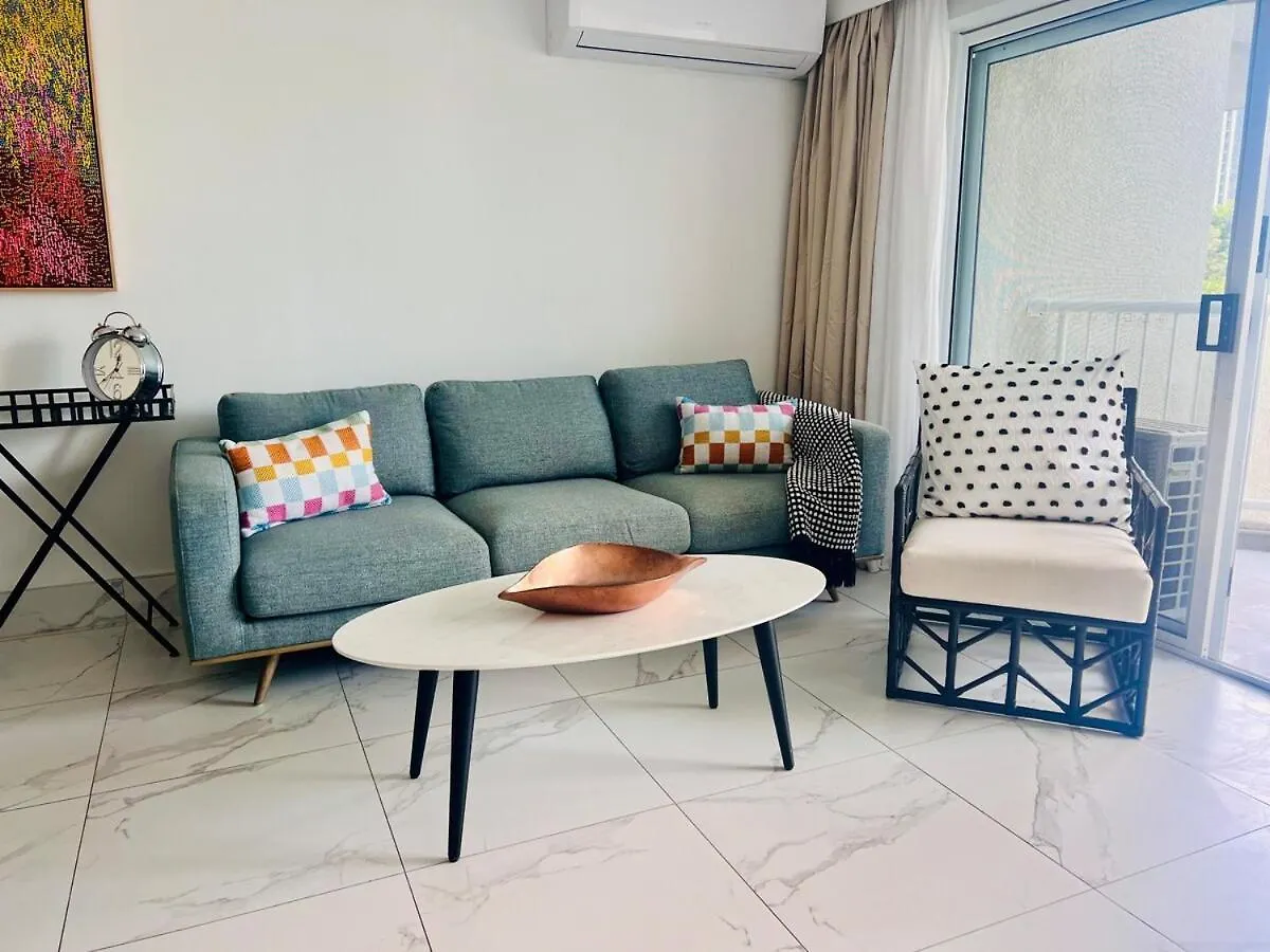 Beautiful Broadbeach Living! Χρυσή Ακτή